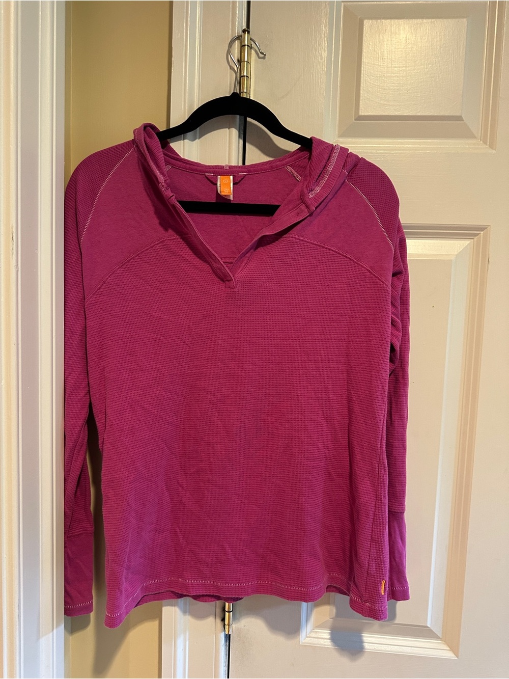 Lucy Activewear Berry Waffle Knit Hooded Thermal Top Size L